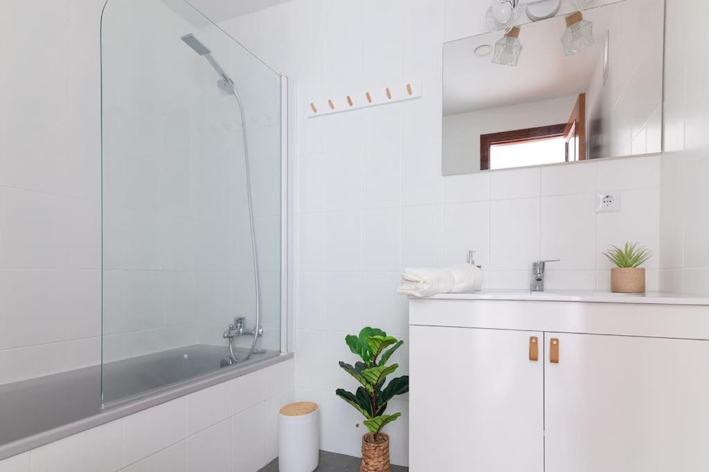 סנטנדר San Roman Apartment With Private Parking מראה חיצוני תמונה