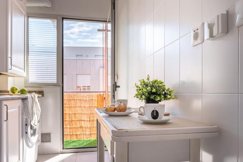 סנטנדר San Roman Apartment With Private Parking מראה חיצוני תמונה